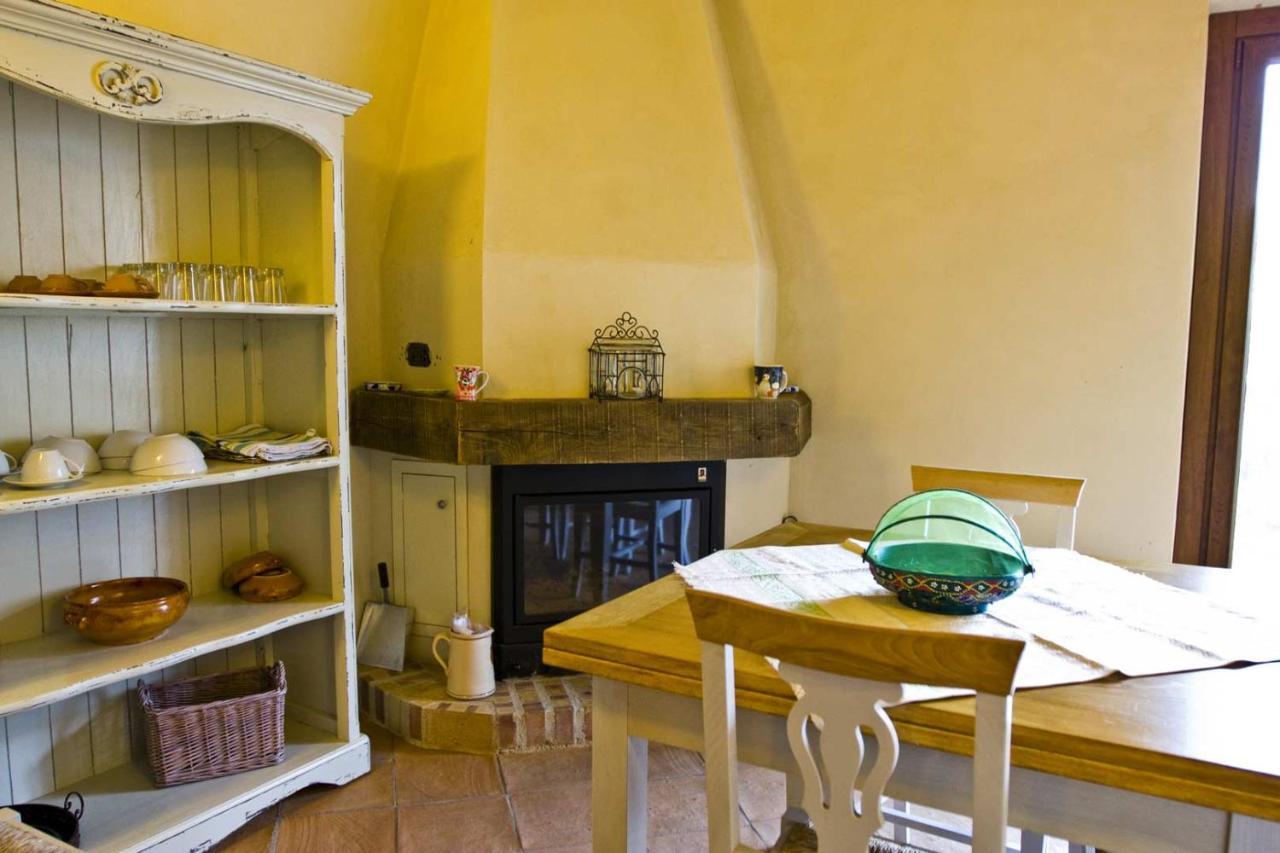 Agriturismo Borgo Serafino Мангоне Экстерьер фото
