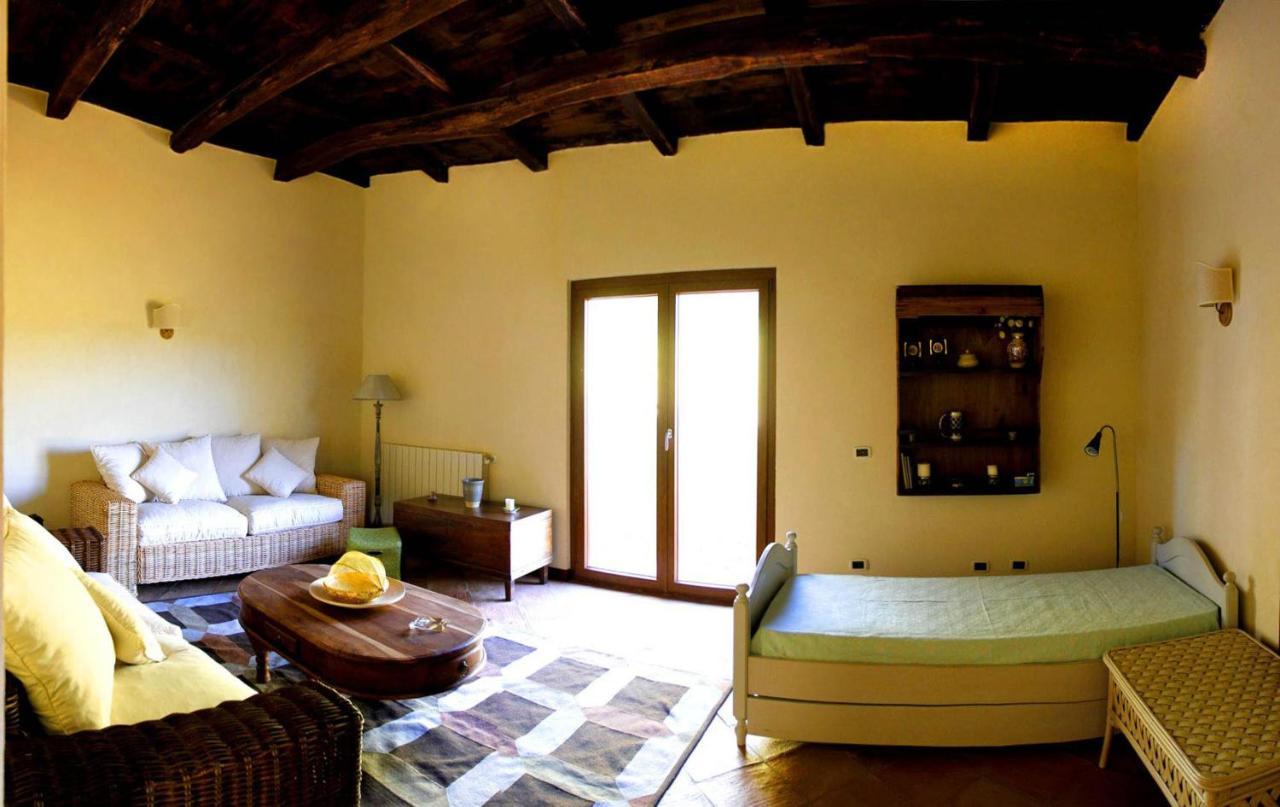 Agriturismo Borgo Serafino Мангоне Экстерьер фото